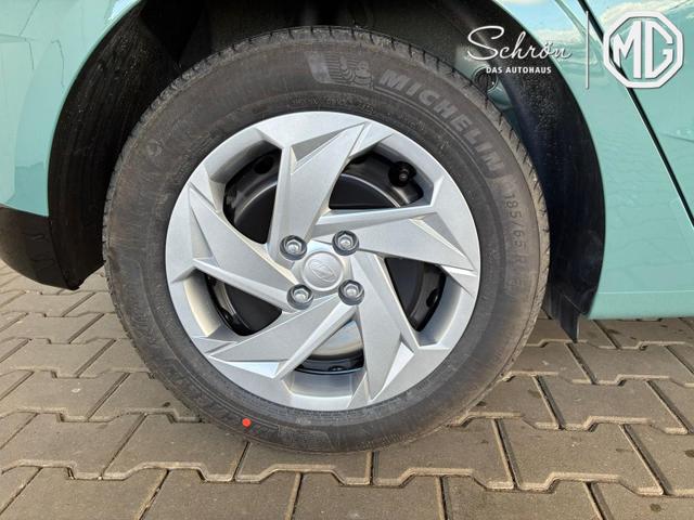 Hyundai i20 Comfort 1.0 T-GDi 7DCT / Navi Tempomat Sitz + Lenkradheizung PDC Hinten mit Kamera 
