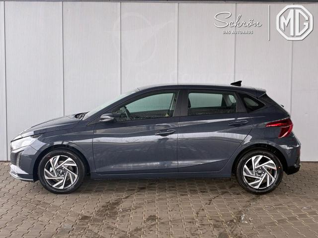 Hyundai i20 Comfort+ 1.0 T-GDI 6MT / Navi PDC m. Kamera Alu 16" 