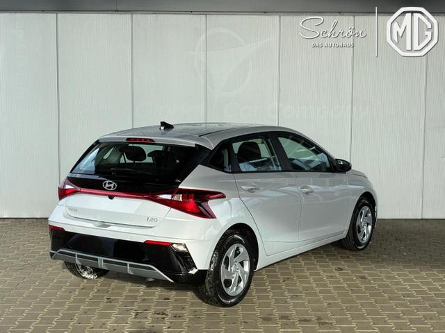 Hyundai i20 Comfort 1.0 T-GDi 7DCT / Navi Tempomat Sitz + Lenkradheizung PDC Hinten mit Kamera 
