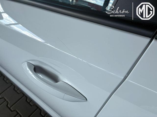 Hyundai BAYON Comfort 1.2 GDI 79 PS 5MT / LED Tempomat Navi R&uuml;ckfahrkamera Alu 16" 