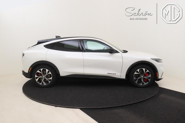 Ford Mustang Mach-E 98 kWh Extended range 