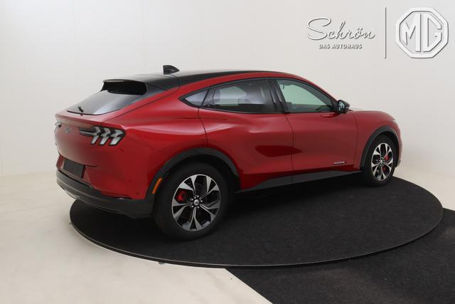 Ford Mustang Mach-E 98 kWh Extended range 