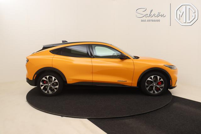 Ford Mustang Mach-E 98 kWh Extended range 