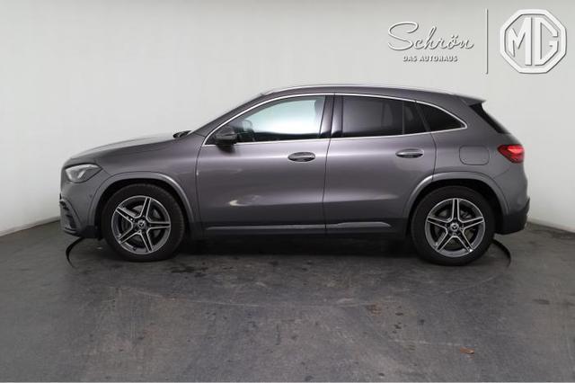 Mercedes-Benz GLA AMG Line GLA-Klasse (AMG Line) 220 d 4MATIC *PANO*AHK*NAVI*LED*SHZ*PDC* 