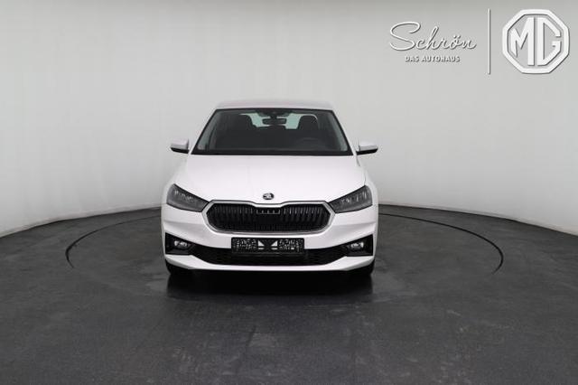 Skoda Fabia Essence (Essence) 1.0 TSI 70kW (95 PS) 5-Gang Schaltgetriebe 