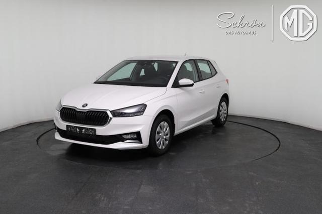 Skoda Fabia Essence (Essence) 1.0 TSI 70kW (95 PS) 5-Gang Schaltgetriebe 