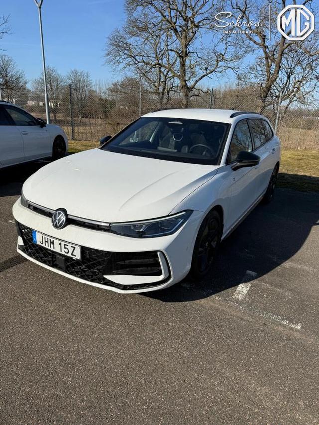 Volkswagen Passat Variant - R-Line (R-Line) 2.0 TDI 142kW (193 PS) 4Motion 7-Gang-DSG