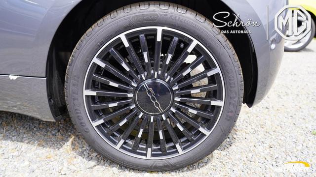 Fiat 500e 3+1 byboceli by Bocelli 42 kwH Winter-Paket+Kamera+Navi+ 