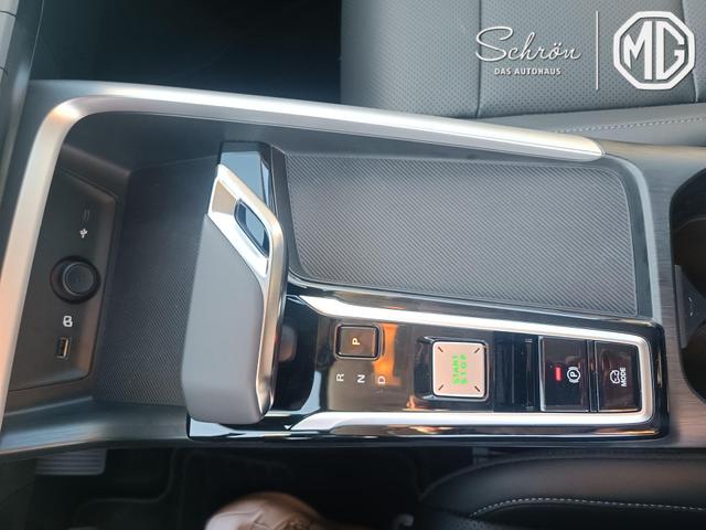 MG ZS Hybrid+ Comfort Rear View LED Sitzh 