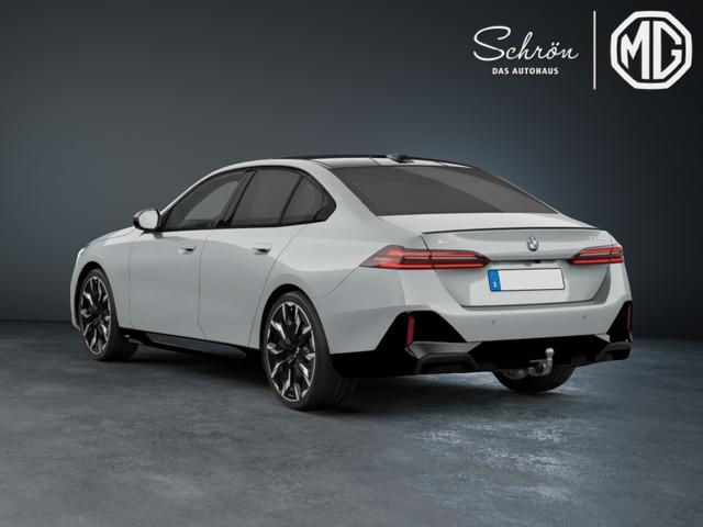 BMW 5er 520d xDrive M-Sportpaket Pro Carbon Pano 