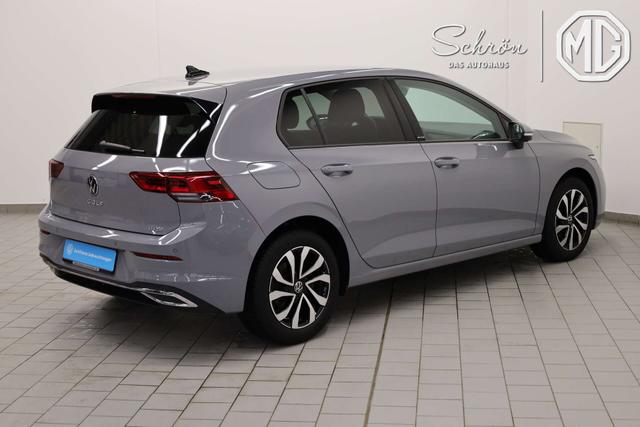 Volkswagen Golf 1 1.5 eTSI Active 