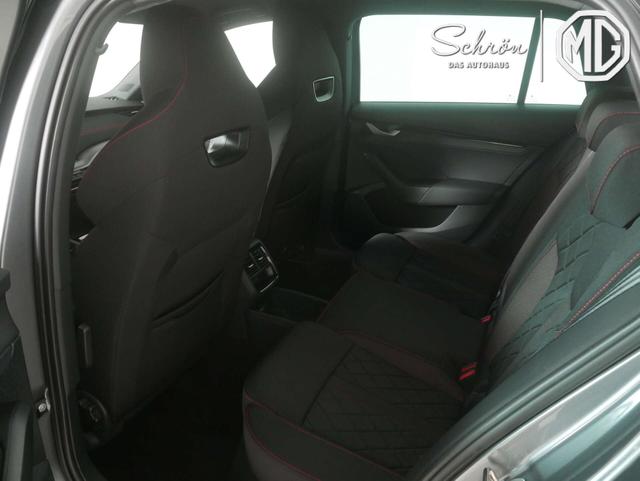 Skoda Octavia Combi 2.0 TSI RS 