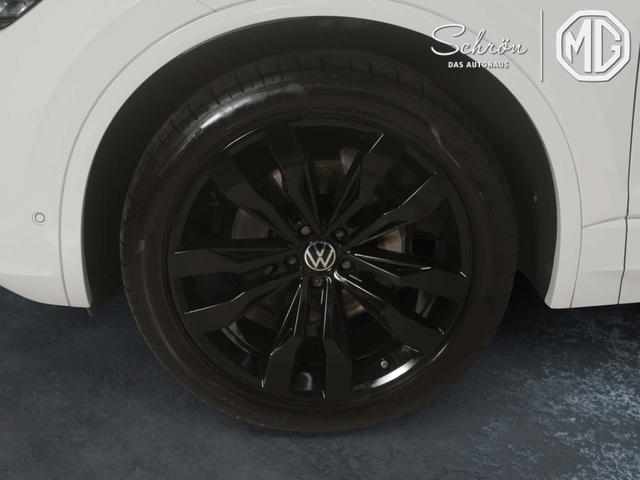 Volkswagen Touareg 1 3.0 TDI V6 4Motion R-Line Black Style 