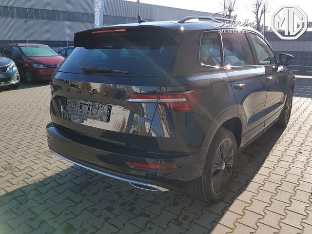 Skoda / Karoq / Schwarz / Sportline / / AHK Automatik