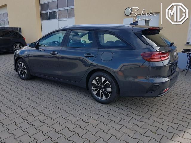 Kia / Ceed / Grau / SPIN / / Pentagrey Metallic, Beispielbilder, ggf. teilweise mit Sonderausstattung