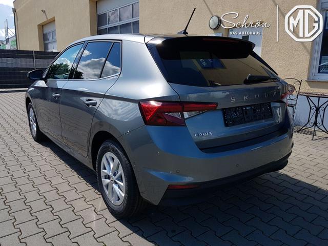 Skoda / Fabia / Grau / Top Selection / / DSG Graphite Grau Metallic 