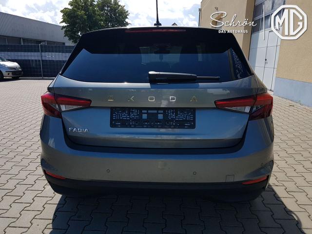 Skoda / Fabia / Grau / Top Selection / / DSG Graphite Grau Metallic 