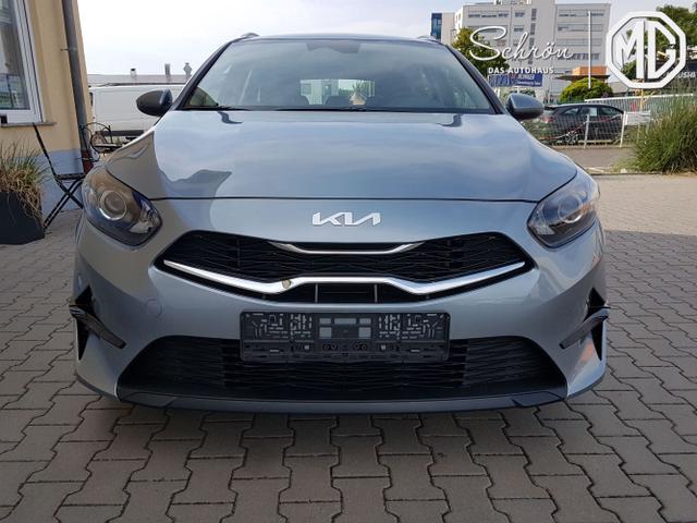 Kia / Ceed / Silber / SPIN / / Lunar SILBER , Beispielbilder, ggf. teilweise mit Sonderausstattung