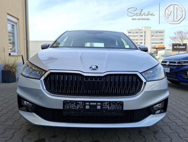 Skoda / Fabia / Silber / Basis / / 