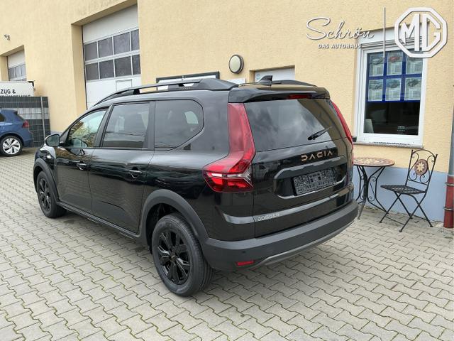 Dacia / Jogger / Schwarz / Extreme 5 Sitzer / Black Nacré / , Beispielbilder, ggf. teilweise mit Sonderausstattung