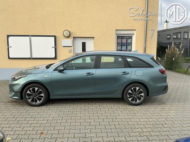 Kia / Ceed / Grau / Spin / Yucca Steel Grey / , Beispielbilder, ggf. teilweise mit Sonderausstattung