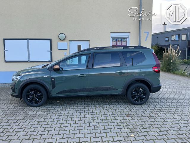 Dacia / Jogger / Grün / Extreme / Dusty Green / , Beispielbilder, ggf. teilweise mit Sonderausstattung