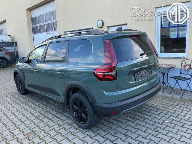 Dacia / Jogger / Grün / Extreme / Dusty Green / , Beispielbilder, ggf. teilweise mit Sonderausstattung