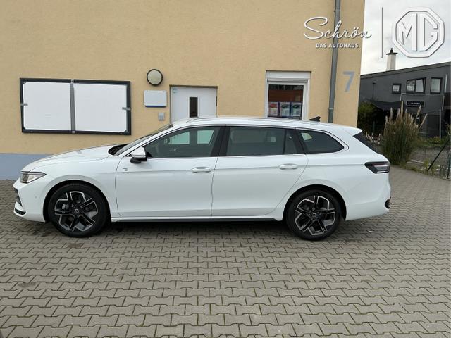 Volkswagen / Passat Variant / Wei&szlig; / R-Line / Pure White / , Beispielbilder, ggf. teilweise mit Sonderausstattung