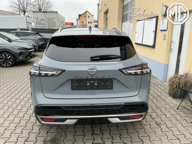 Nissan / Qashqai / Grau / Tekna+ / Ceramic Grey / , Beispielbilder, ggf. teilweise mit Sonderausstattung