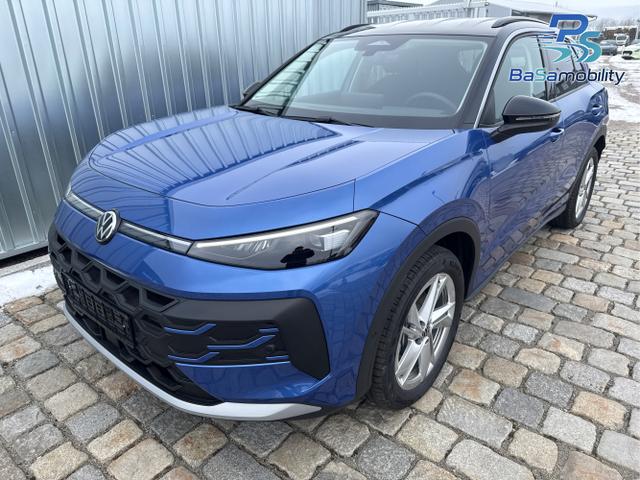 Volkswagen T-Roc - Life/Style Paket 1,5 eTSI 150 PS DSG-NEUES MODELL-Dach Schwarz-ACC-18" Alu Sofort