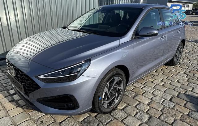 Hyundai i30 - GO! 1.5 DPI 97 PS 6-Gang-Schaltgetriebe-Winterpaket-AutoHold-LED-RDKS-AppleCarPlay & AndroidAuto-NAVI-16"-sofort