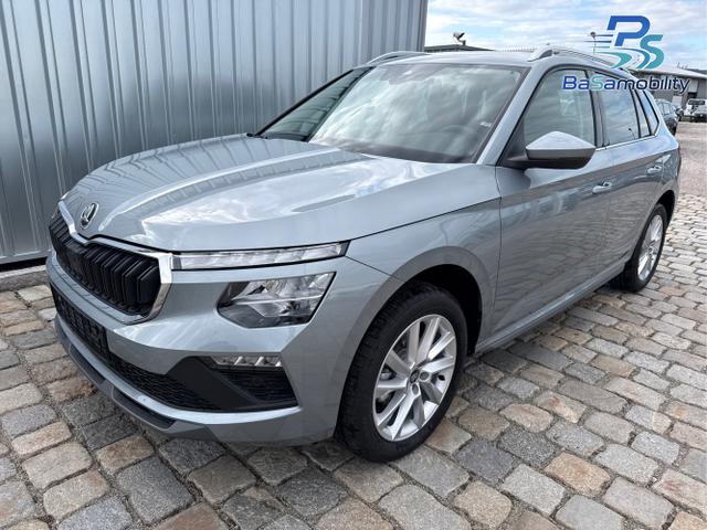 Skoda Kamiq - 130 Jahre Premium Edition 1.5 TSI 150 PS DSG Anh&auml;ngerkupplung-Klima 2Zonen-AppleCarPlay-AndroidAuto-Winterpaket-Alcantara-DAB-Tempomat-Totwinkelassist-2xPDC-R&uuml;ckfahrkamera-SunSet-el.Heckklappe-17''Alu-Sofort