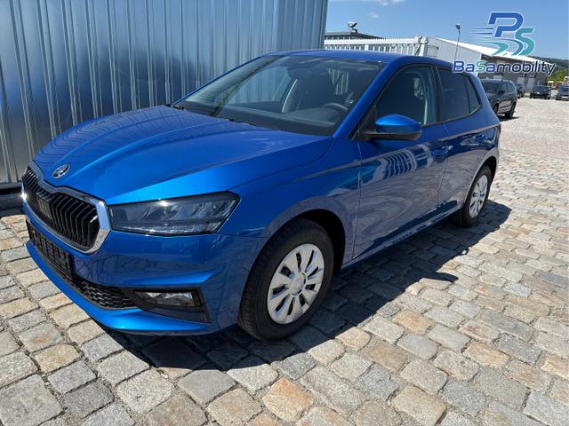 Skoda Fabia - Selection 1.0 TSI 95 PS 4-Jahre-Garantie-AppleCarPlay-AndroidAuto-SUNSET-LED-PDC-Sitzheizung-DAB-Klimaanlage-Tempomat-Sofort
