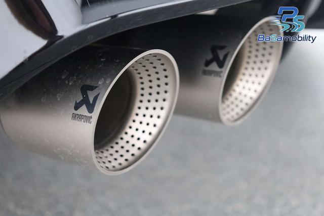 Volkswagen Golf - 1 2.0 TSI 4Motion R "Black Edition"