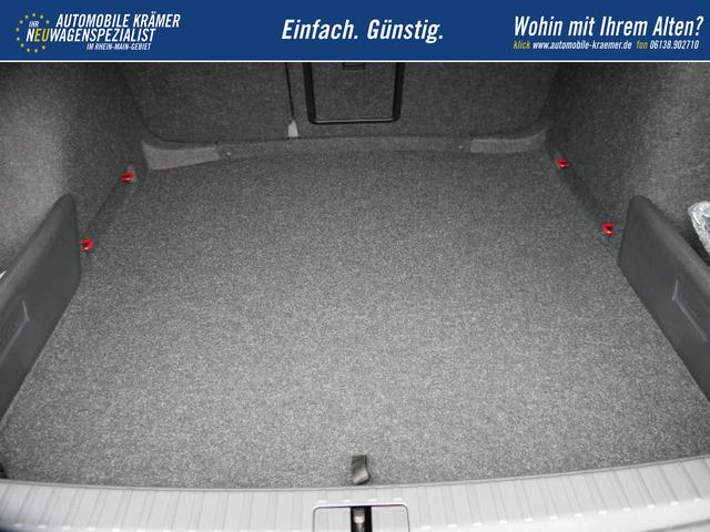 Skoda Octavia Combi Selection 2.0 TDI DSG Selection*ACC*NAVI*PDC*LED*SHZ*AHK-SCHWENKBAR*TEMPOMAT 