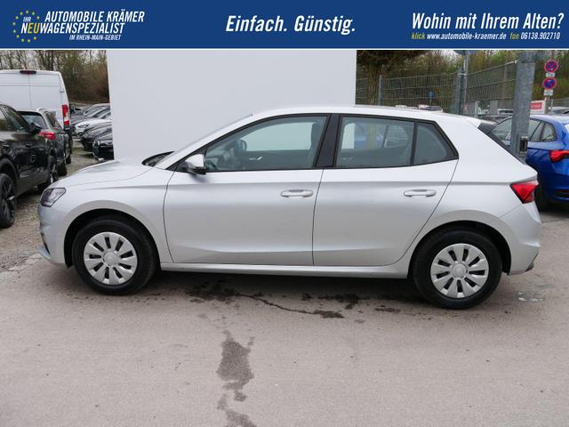 Skoda Fabia Selection 1.0 TSI *LED*PDC-HI*SMARTLINK*SHZ*BLUETOOTH*FRONT-ASSIST 