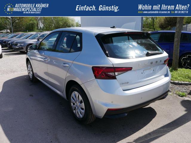 Skoda Fabia Selection 1.0 TSI DSG*NAVI-&Uuml;BER-SMARTLINK*LED*PDC-HI*SHZ*DAB*KLIMA 