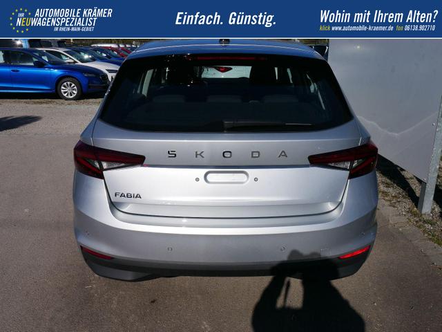 Skoda Fabia Selection 1.0 TSI *NAVI-&Uuml;BER-SMARTLINK*PDC-HI*LED*SHZ*KLIMA*RADIO 