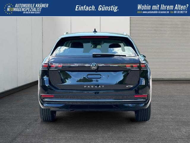 Volkswagen / Passat Variant / Schwarz / / / DSG+AHK+NAVI+MATRIX+MASSAGE+ACC+KAMERA