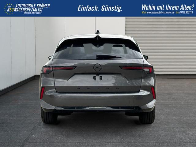 Opel / Astra Sports Tourer / / / / 