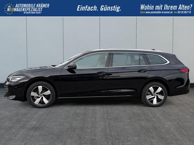 Volkswagen / Passat Variant / Schwarz / / / DSG+AHK+MASSAGE+NAVI+ACC+KAMERA+LED+17 ALU