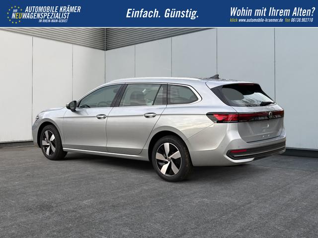 Volkswagen / Passat Variant / Silber / / / DSG+AHK+MASSAGE+NAVI+ACC+KAMERA+LED+17 ALU