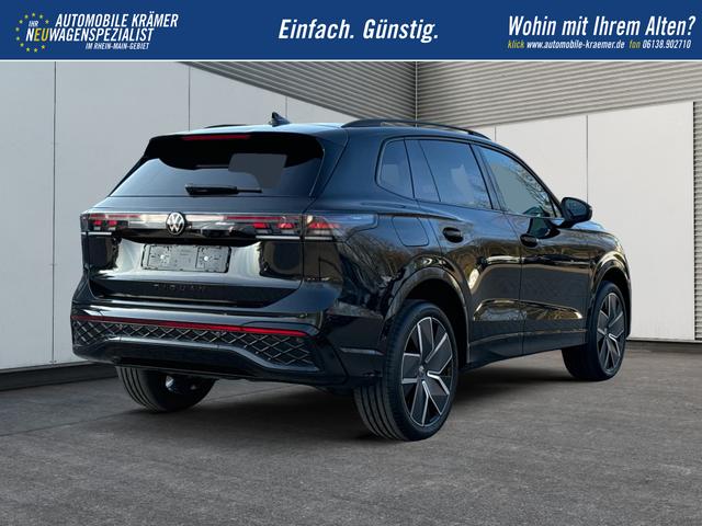 Volkswagen / Tiguan / Schwarz / / / 4 MOT+AHK+NAVI+PANORAMA+EL. HECK.+20 ALU