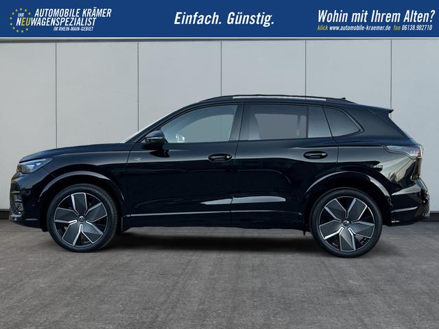 Volkswagen / Tiguan / Schwarz / / / 4 MOT+AHK+NAVI+PANORAMA+EL. HECK.+20 ALU