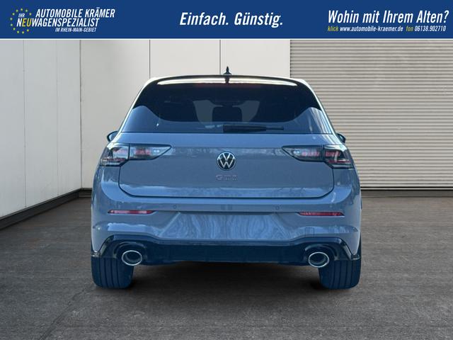 Volkswagen / Golf / Grau / / / PANO+MATRIX+HUD+HARMAN+NAVI+360 KAMERA+19 LM