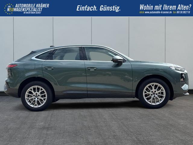 Audi / Q3 Sportback / / / / MJ 2026 PANO+AHK+NAVI+KAMERA+EL. HECKKL.+LED+18 LM