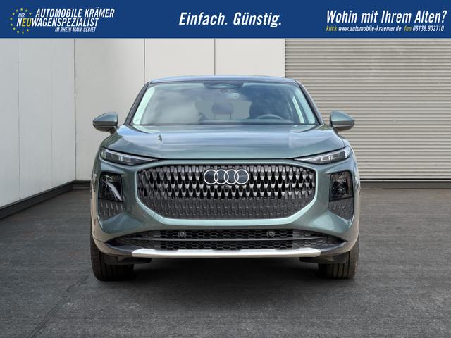 Audi / Q3 Sportback / / / / MJ 2026 PANO+AHK+NAVI+KAMERA+EL. HECKKL.+LED+18 LM