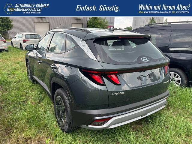 Hyundai / TUCSON / Gr&uuml;n / / / NAVI+KAMERA+SHZ+LED+TEMPOMAT+17 ALU+PDC, Beispielbilder, ggf. teilweise mit Sonderausstattung