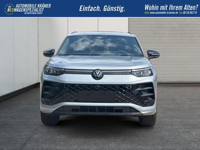 Volkswagen / Tayron / Silber / / / PLUG-IN+PANO+AHK+HuD+MATRIX+360 KAM+20ALU+ACC+eHK+BLACK STYLE