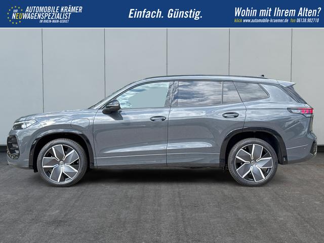 Volkswagen / Tayron / Grau / / / PLUG-IN+PANO+AHK+HuD+MATRIX+360 KAM+20ALU+ACC+eHK+BLACK STYLE